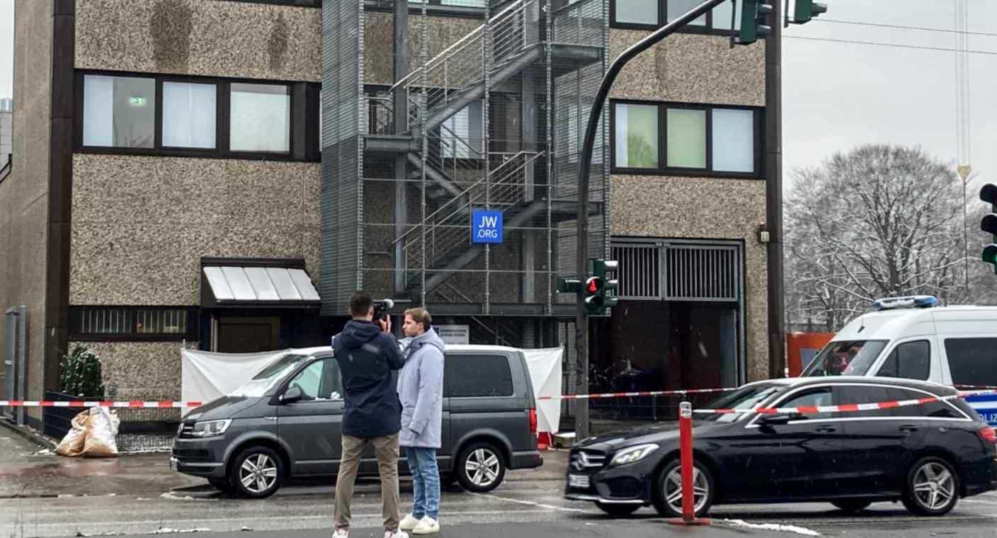 Atacante de iglesia en Alemania fue un antiguo Testigo de Jehová con permiso de armas; mató a 6 personas