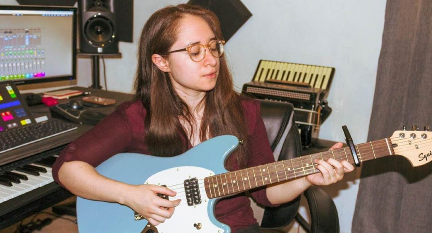 “Mayra” Lepró, compositora de Hermosillo, lanza su primer álbum solista ‘Fragmentos’, un proyecto de música para películas