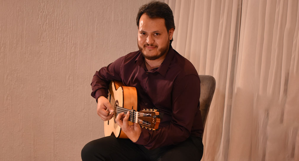 Misael Barraza Díaz se presenta en el 2° Ciclo Internacional de Guitarra con flamenco (VIDEO)