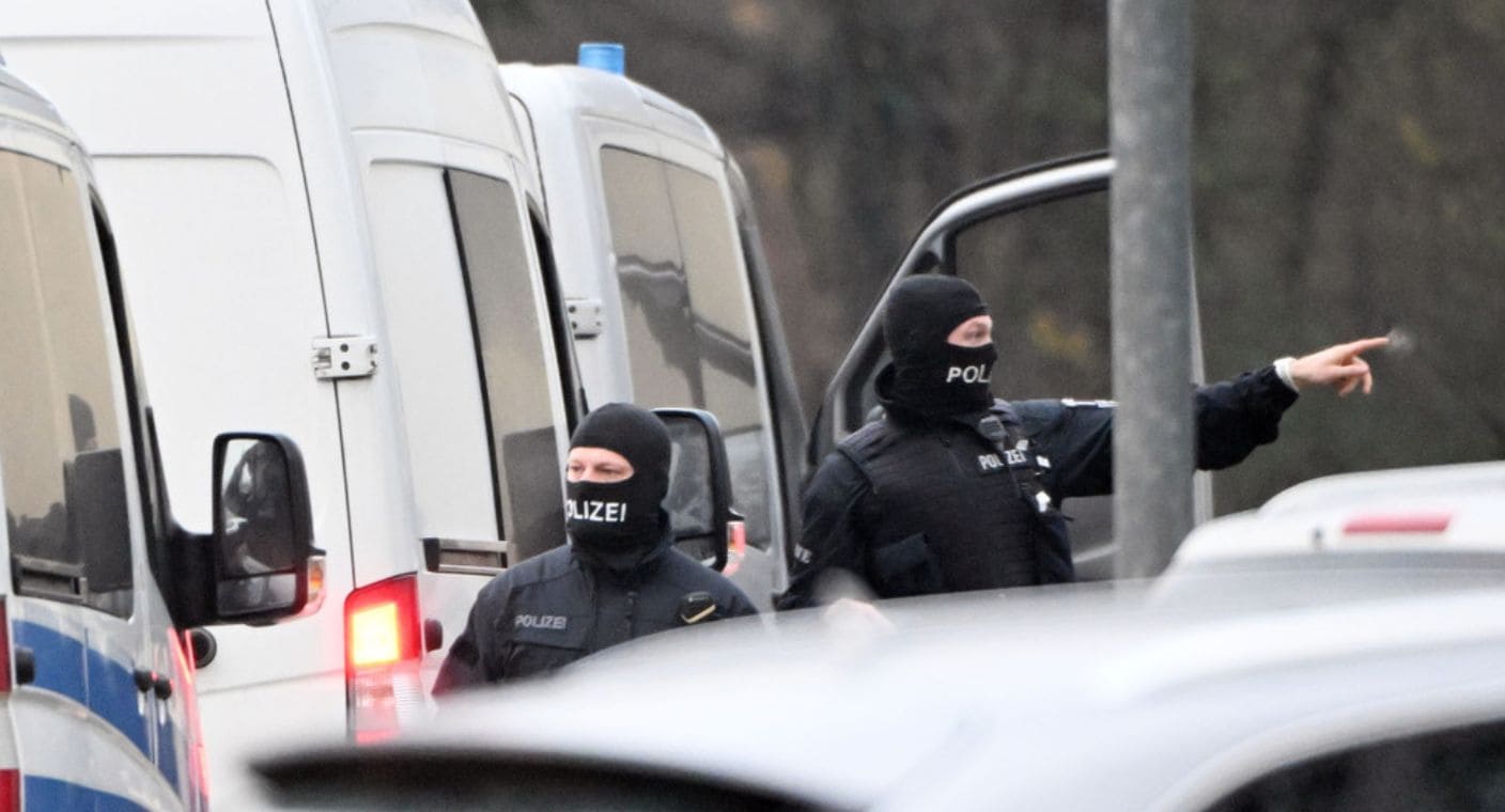 Reportan toma de rehenes en farmacia de Alemania