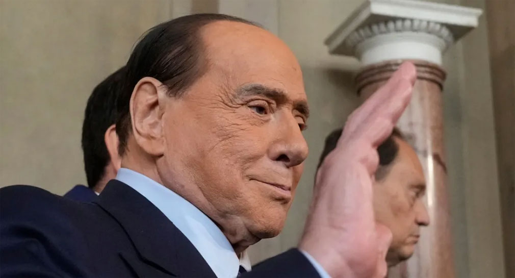 Silvio Berlusconi, exprimer ministro de Italia, abandona unidad de cuidados intensivos