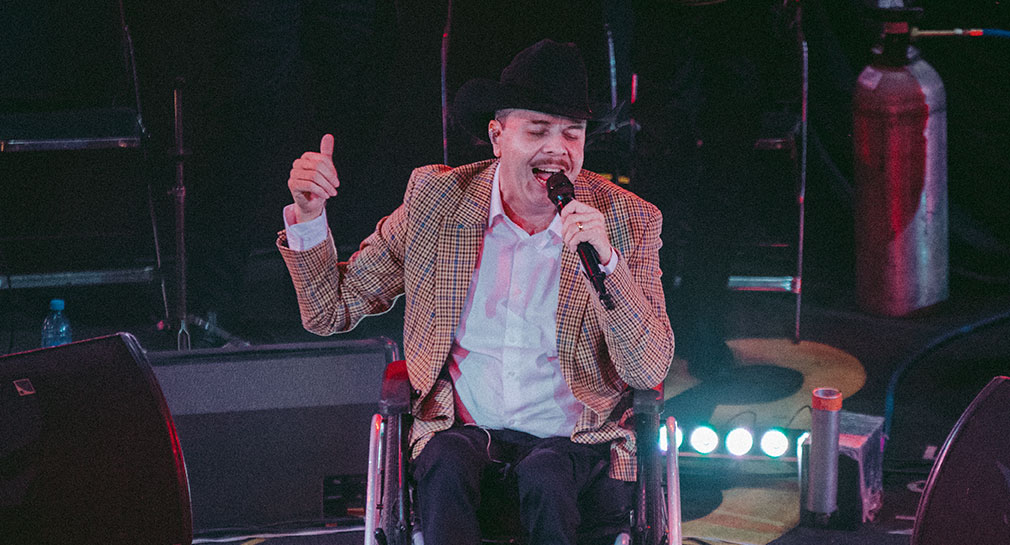 Joel Elizalde y El Fantasma llenaron con banda y sierreño el Palenque de la ExpoGan en Hermosillo (VIDEOS Y GALERÍAS)