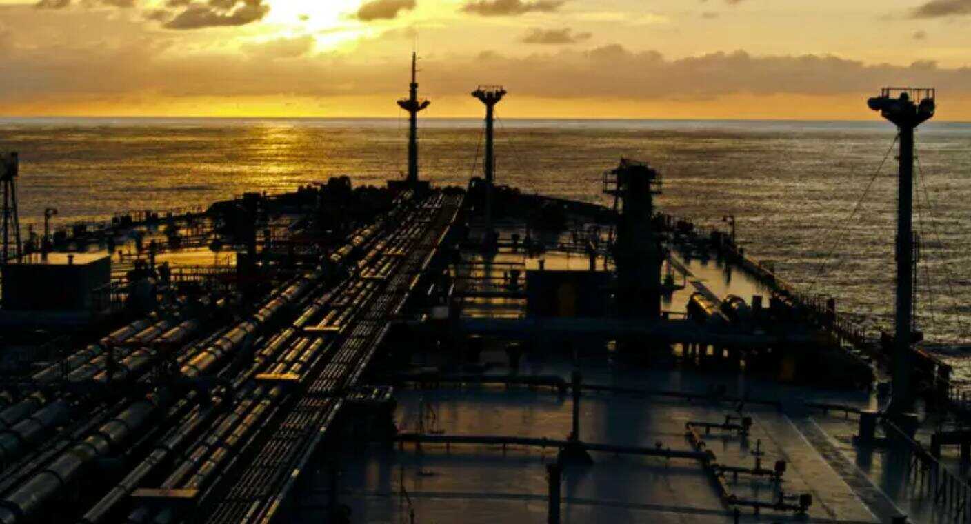Irán incauta buque petrolero con destino a EEUU