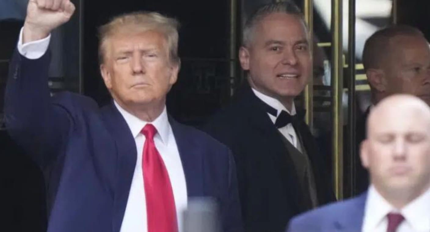 Donald Trump sale del tribunal de NY y viaja a Florida, donde hablará sobre los cargos