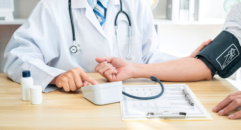 Hipertensión arterial es el ‘asesino silencioso’, factor de riesgo para desarrollar enfermedad cardiovascular: UAG