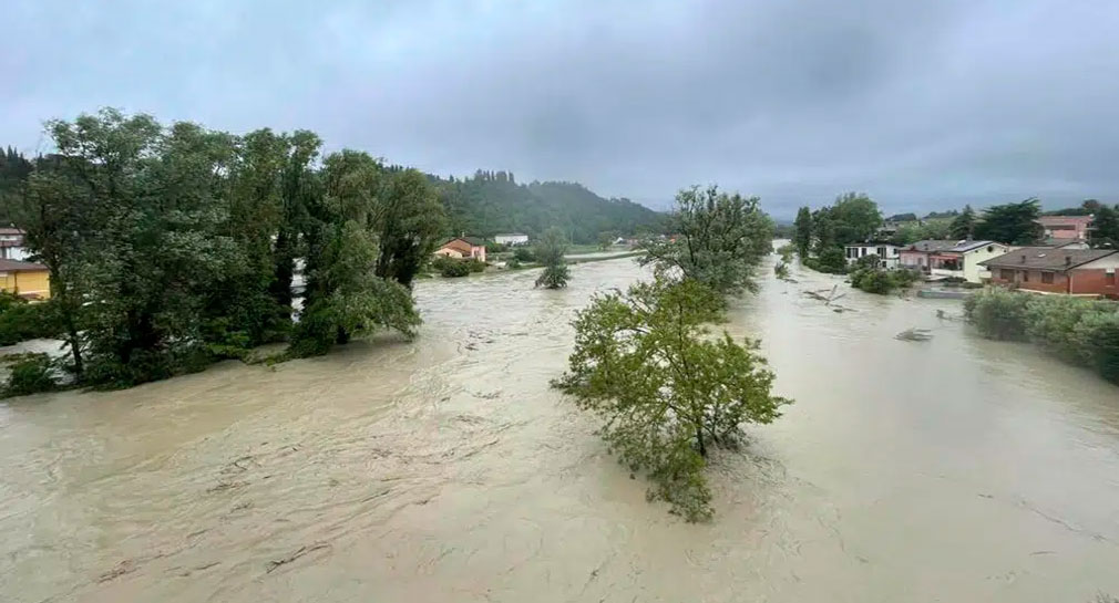 Inundaciones al norte de Italia dejan 5 muertos y cinco mil evacuados