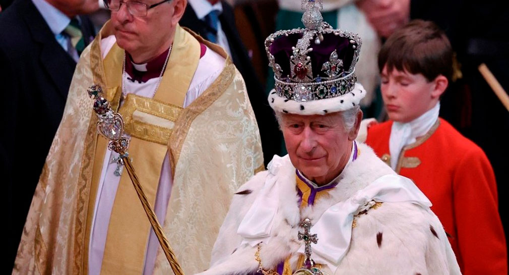 Publican primera fotografía oficial del rey Carlos III tras su coronación