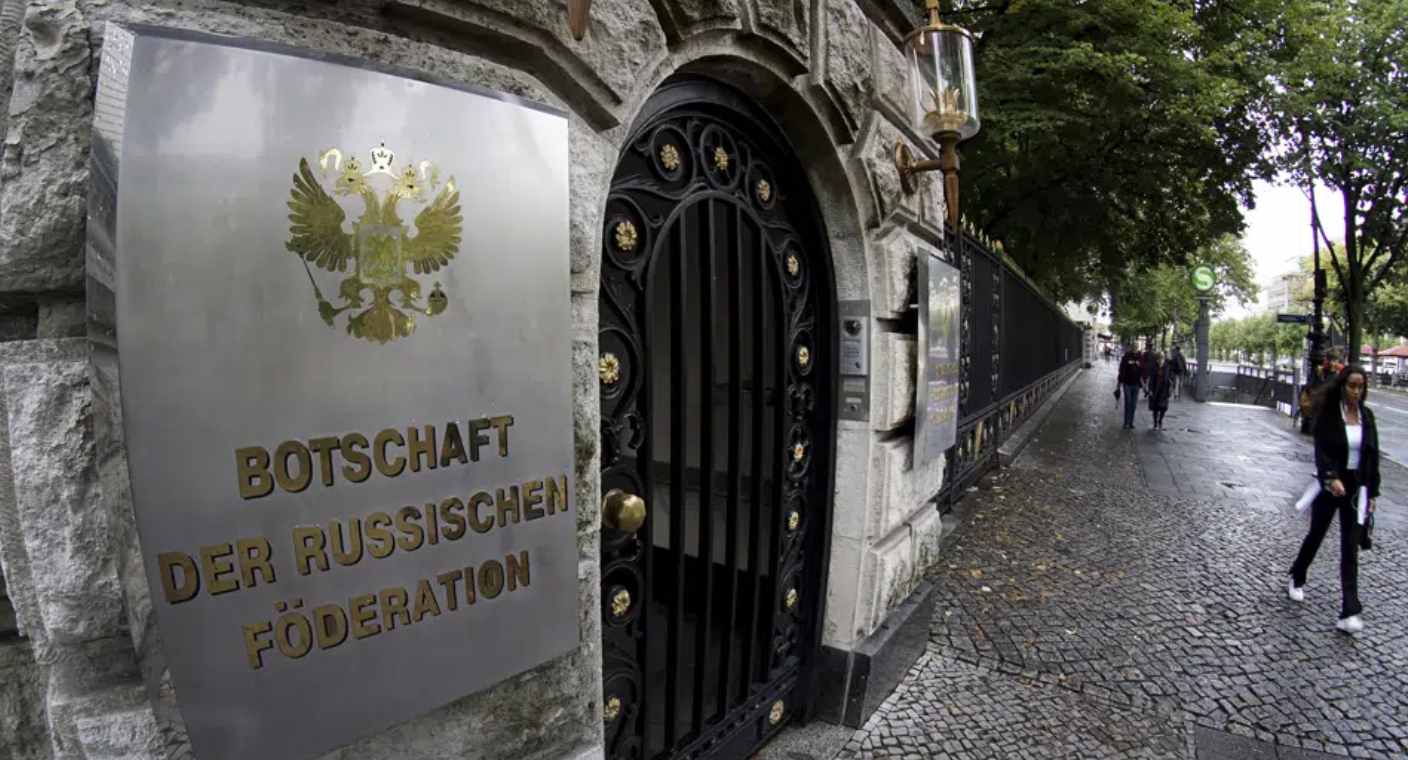 Alemania ordena el cierre de consulados rusos en respuesta a medida de Moscú