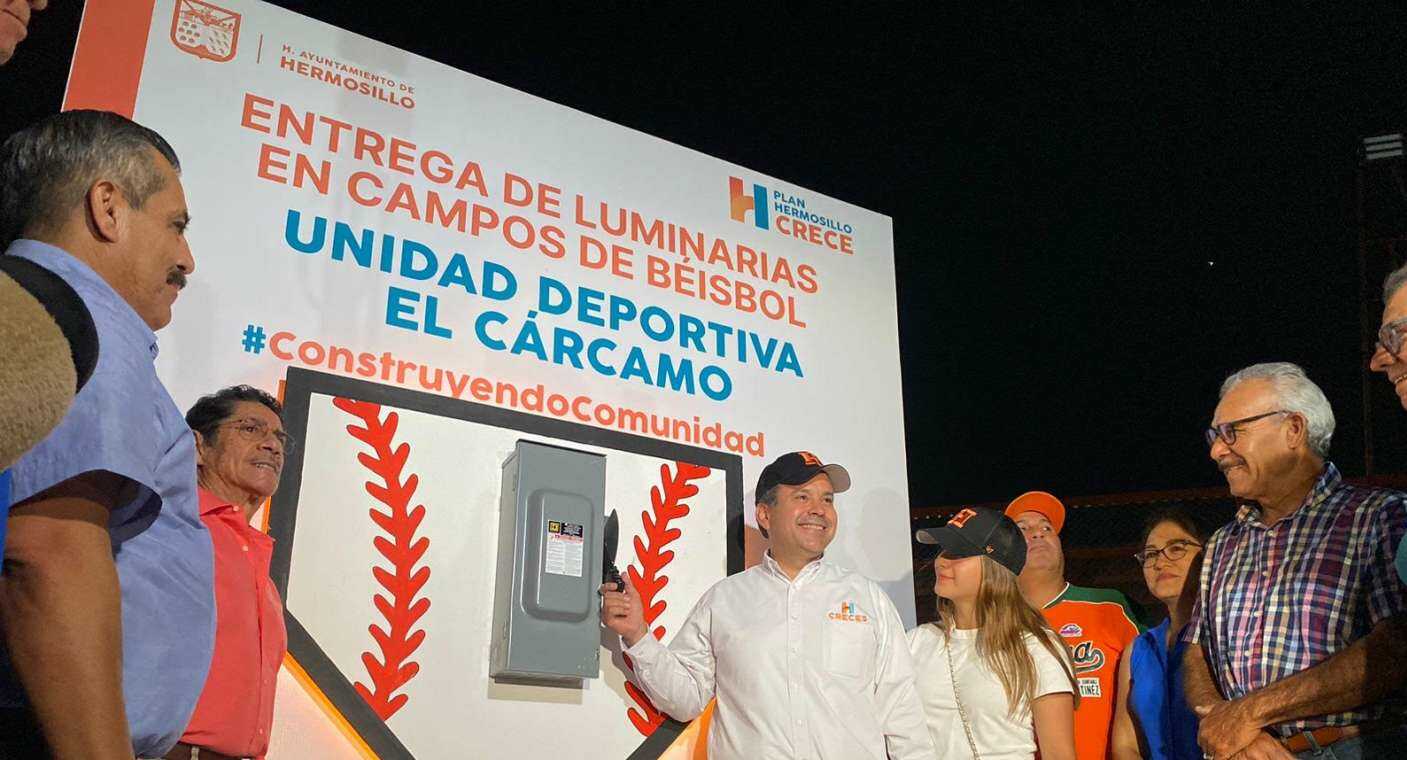 Luminarias en campos deportivos de El Cárcamo, en Hermosillo permitirán por primera vez juegos de beisbol en la noche: alcalde Astiazarán