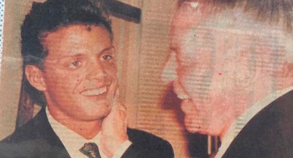 Luis Miguel comparte mensaje que Frank Sinatra le escribió en su juventud
