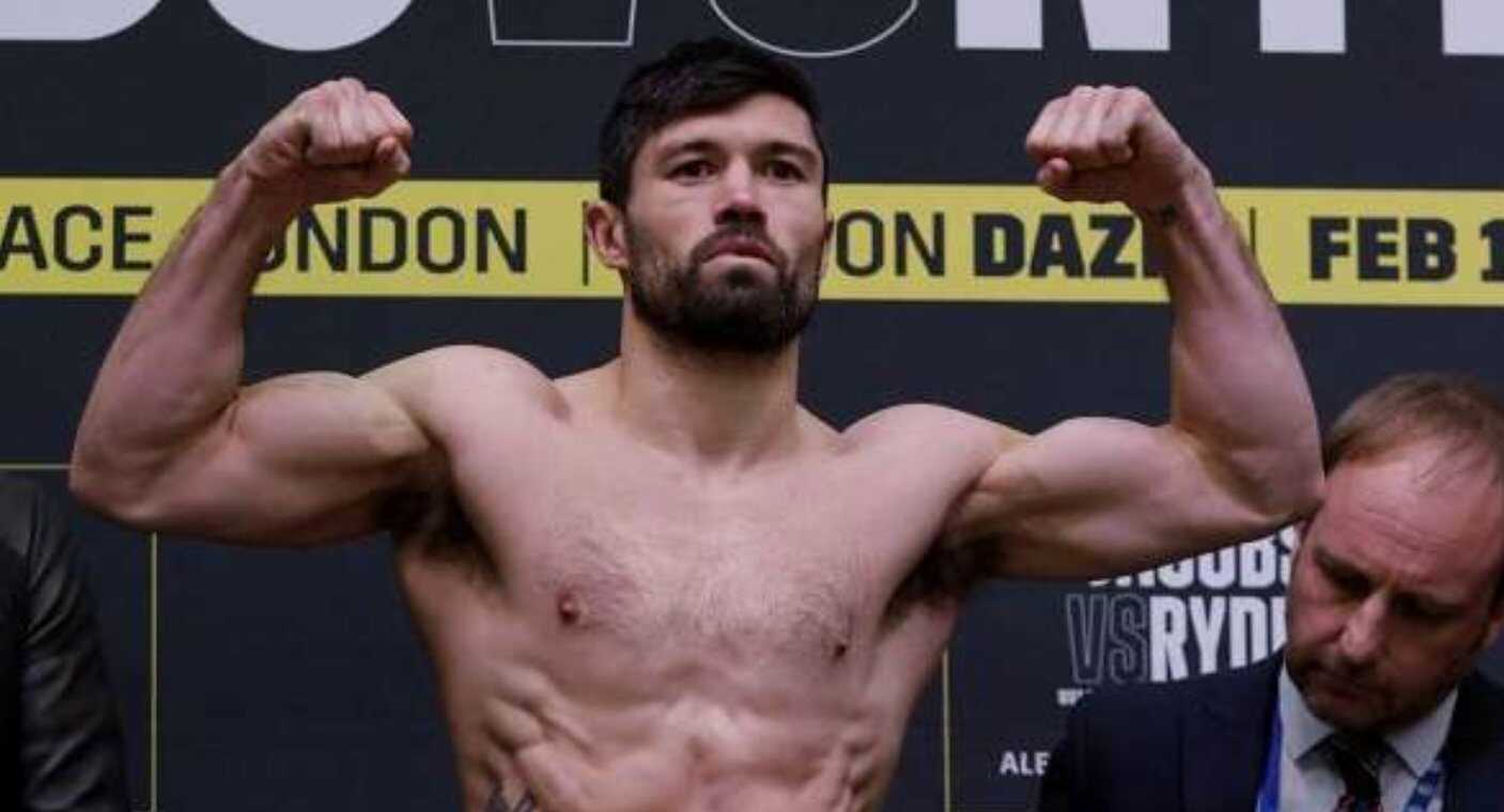 Llega a México John Ryder rival del Canelo Álvarez