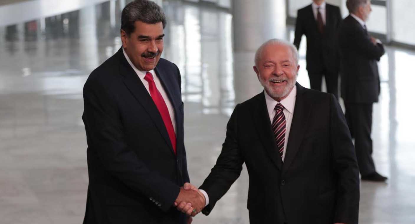 Lula da Silva recibe con honores a Nicolás Maduro en Brasilia