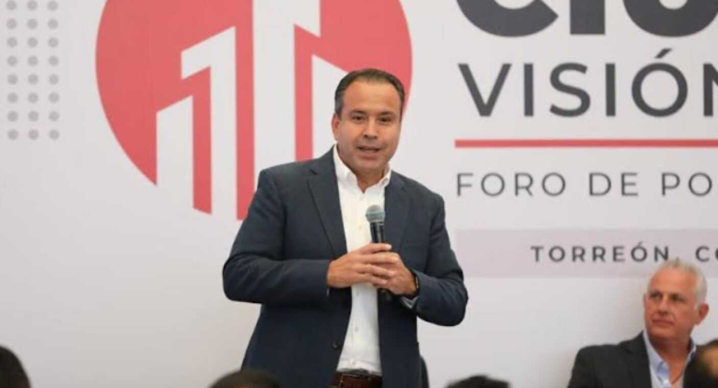 Expone Antonio Astiazarán proyecto de patrullas eléctricas en foro “Ciudades, Visión de Futuro” en Coahuila