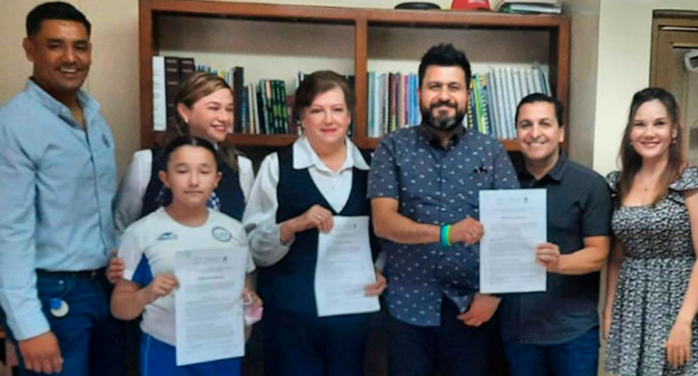 Firman convenio para fomentar el cuidado de mascotas en estudiantes de colegio privado en Hermosillo, se espera replicarlo en otras escuelas