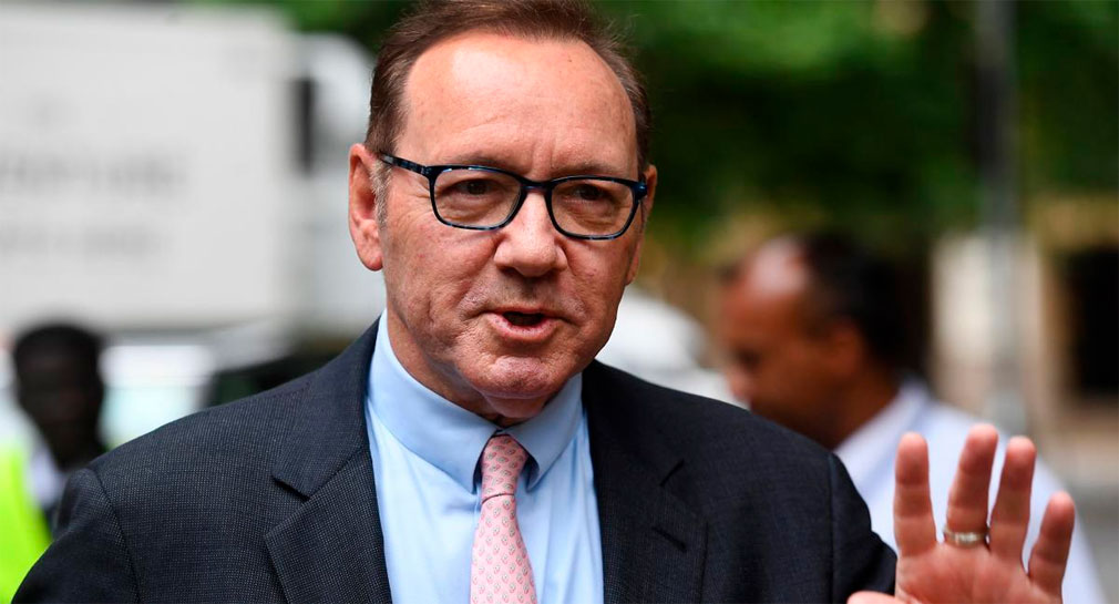 Inicia juicio contra el actor Kevin Spacey por abuso en Londres