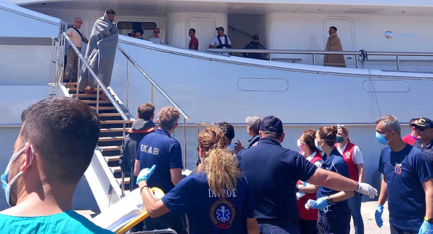 Mueren al menos 59 migrantes tras naufragio de barco en Grecia