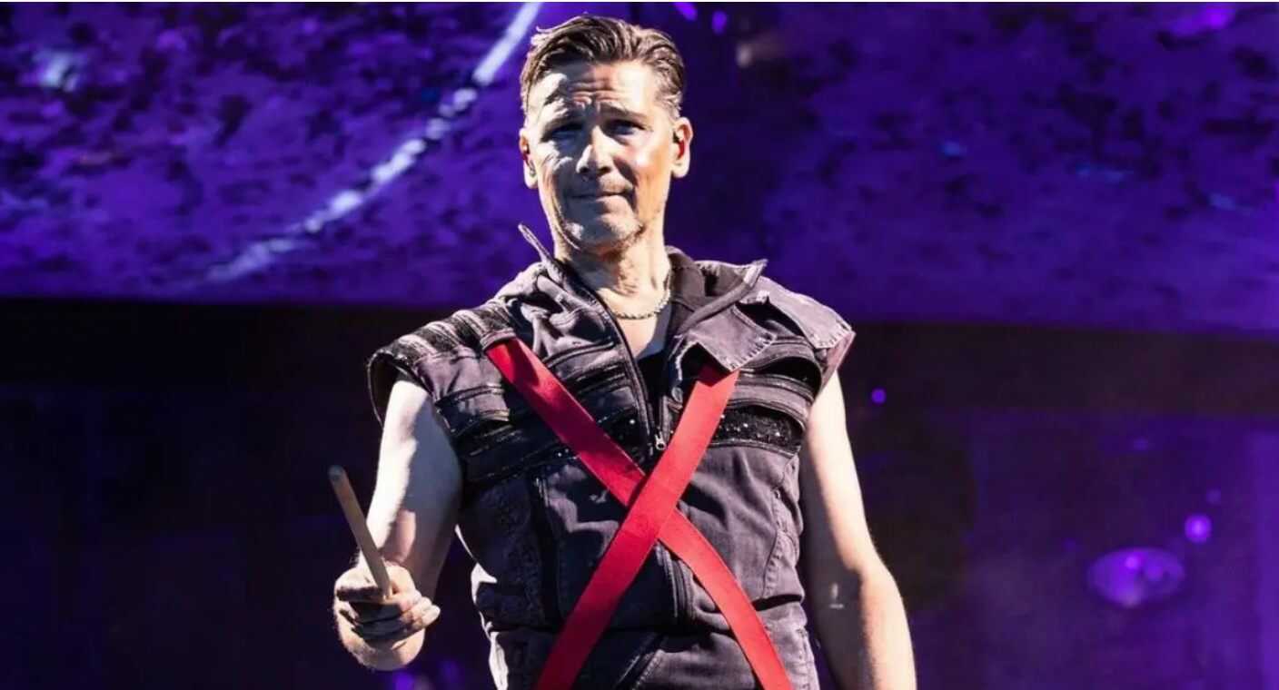Baterista de Rammstein rompe el silencio sobre acusaciones a Till Lindemann