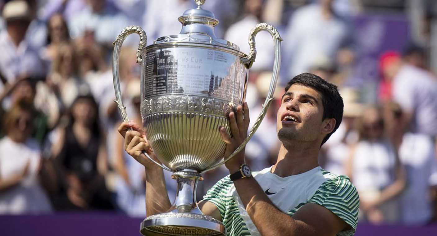 Carlos Alcaraz gana título Queen’s y supera a Djokovic como numero 1 mundial