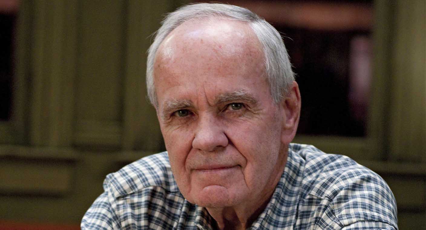 Muere Cormac McCarthy, escritor estadounidense de 'La carretera', a los