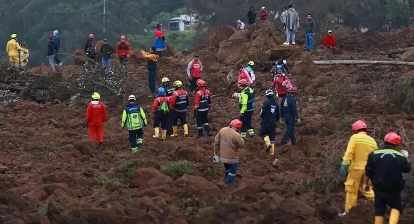 Mueren 14 personas en deslizamiento de tierra al suroeste de China