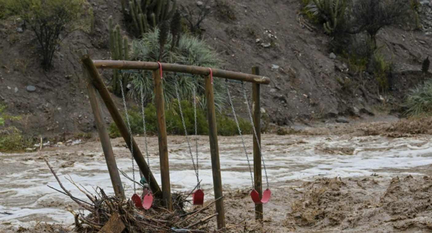 Lluvias en Chile dejan tres muertos y más de dos mil personas aisladas