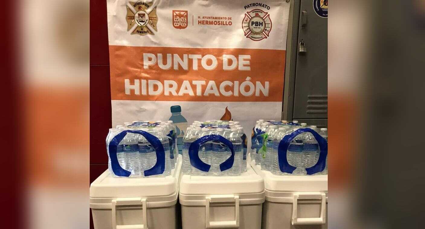 Bomberos de Hermosillo instalan 6 puntos de hidratación en sus estaciones para evitar golpes de calor