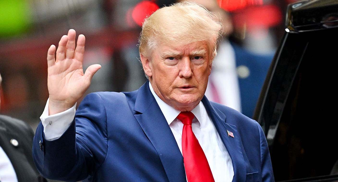 Recibe Donald Trump otra multa por violar nuevamente orden mordaza en Nueva York