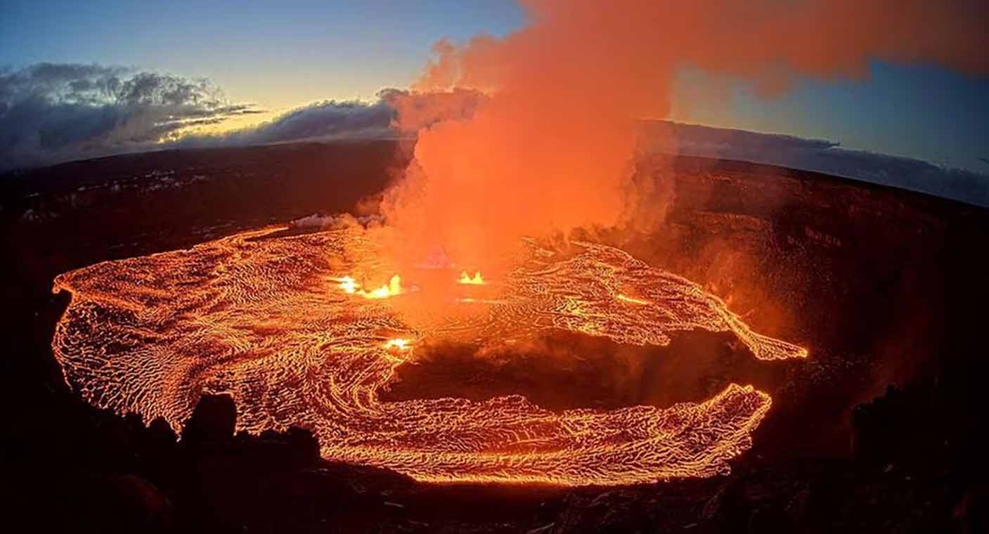Volcán entra en erupción en Islandia