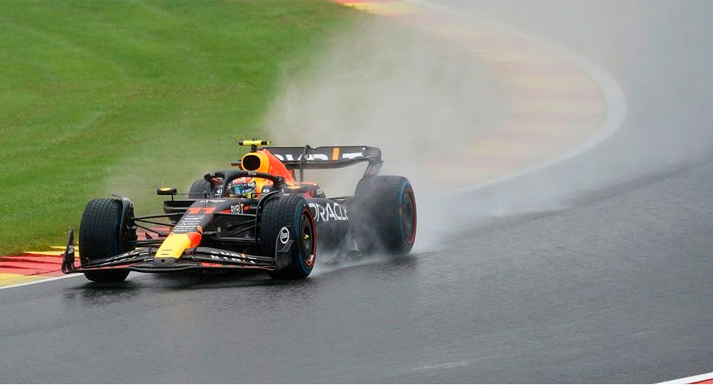 ‘Checo’ saldrá segundo en GP de Bélgica, por sanción Verstappen irá sexto