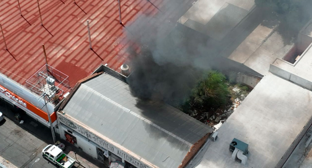 Se registra incendio de maleza en local del centro de Hermosillo