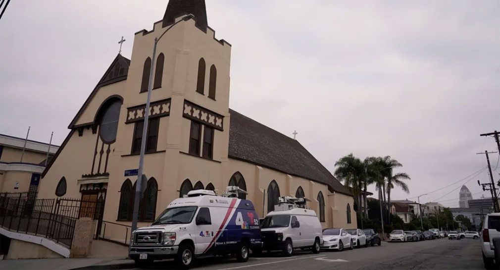 Llega a Los Ángeles segundo autobús con personas que solicitan asilo en EEUU, proveniente de Texas