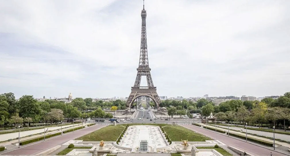 Liberan a 2 sujetos detenidos por abuso de turista mexicana cerca de Torre Eiffel en París