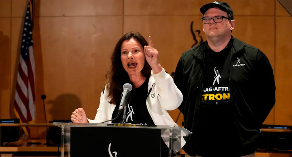 “Hollywood no existiría sin nosotros”, dice Fran Drescher, presidenta del Sindicato de Actores, al anunciar huelga (VIDEO)