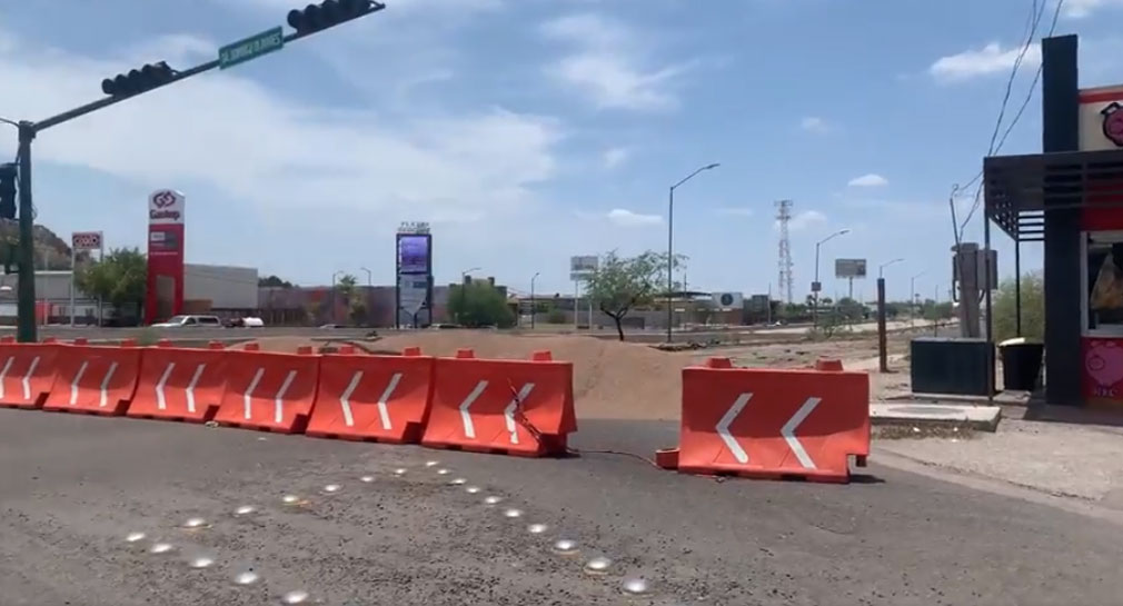 Trabajan en reparaciones del Vado del Río, en Hermosillo, tras colapso de colector; calle se mantiene cerrada