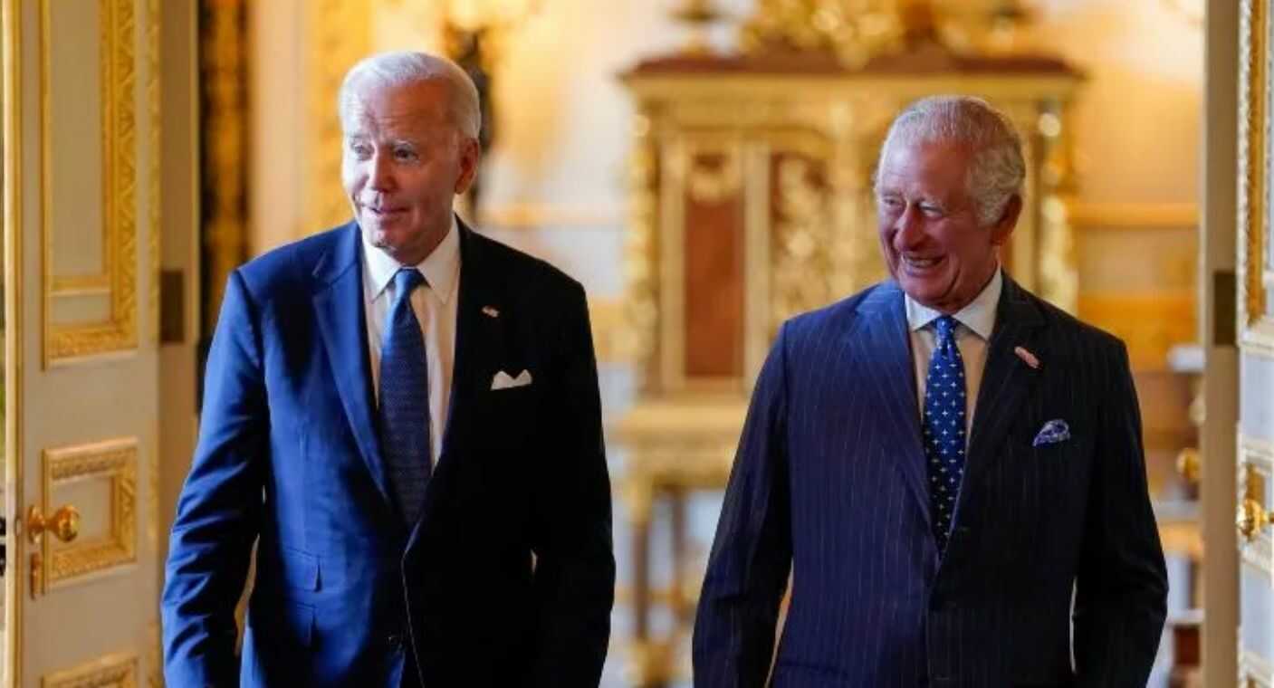 Joe Biden se reúne con el rey Carlos para impulsar energía limpia