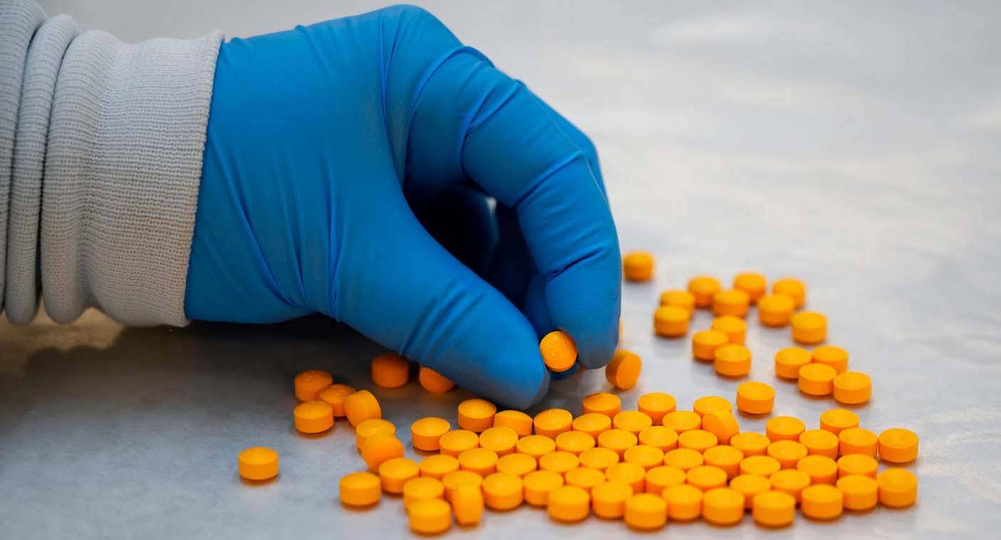 Muertes por fentanilo con estimulantes en subieron 235 a más de 34 mil en 10 años en EEUU