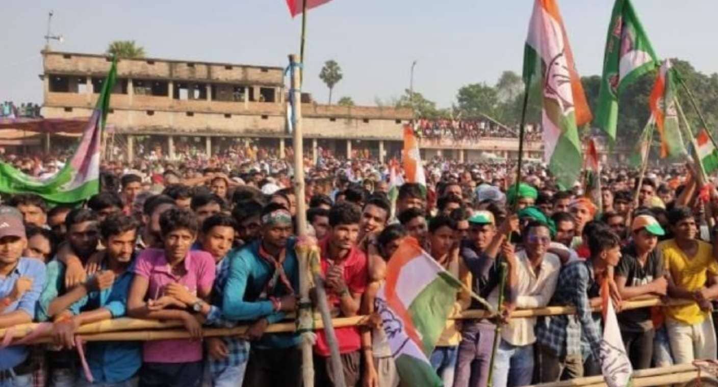 Agreden a dos mujeres y las obliga a caminar desnudas por la calle en India