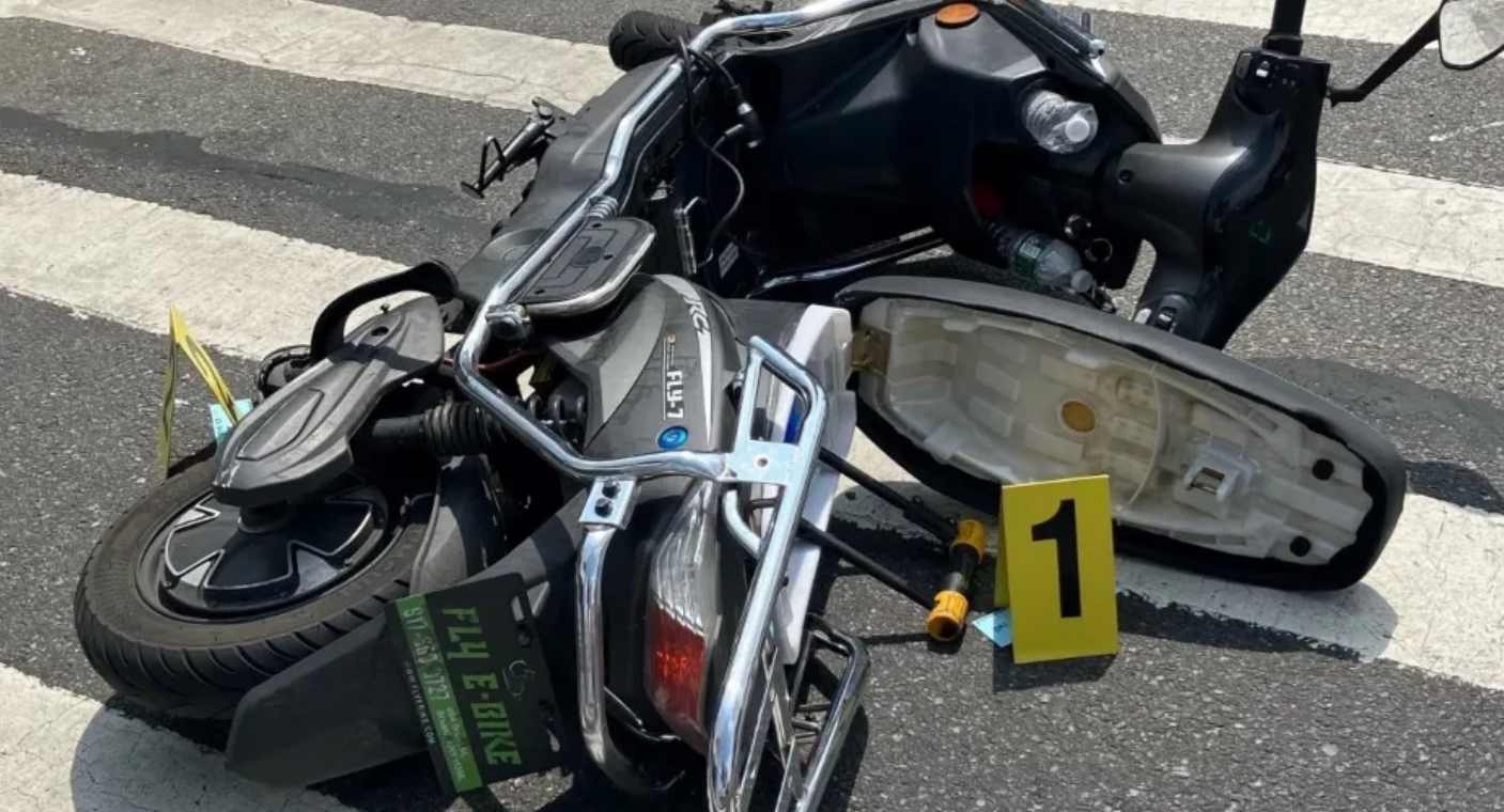 Hombre en motoneta ataca al azar y deja un muerto y 3 heridos en NY