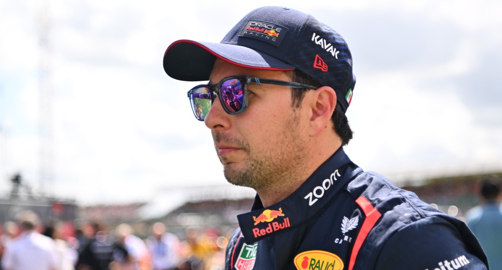 Leclerc se lleva la pole del GP de Las Vegas y ‘Checo’ Pérez saldrá en el puesto 11