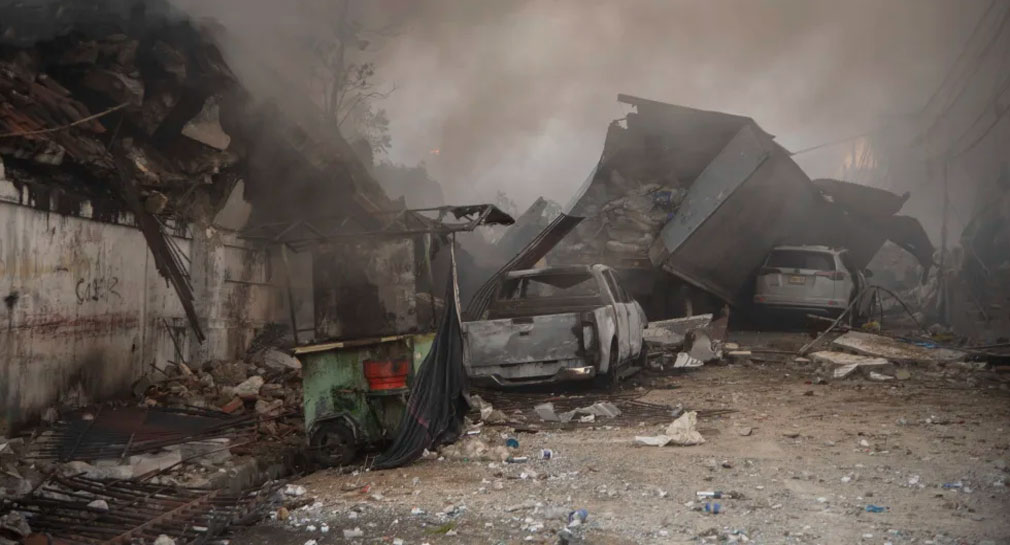 Suman 27 muertes por explosión en zona comercial de República Dominicana