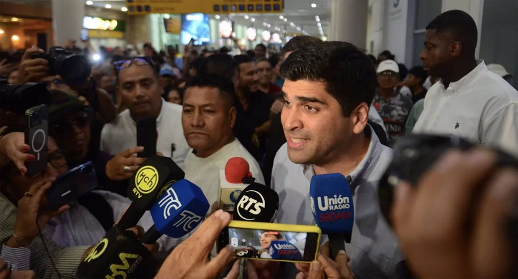 Sigue la violencia en Ecuador, candidato presidencial Otto Sonnenholzner escapa ileso de balacera