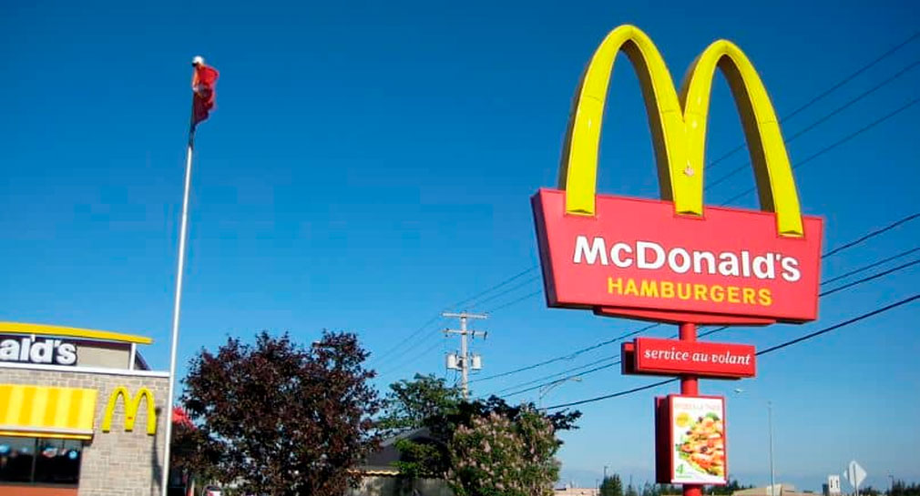 Muere joven de 16 años apuñalada por otra tras discutir por una salsa en McDonalds