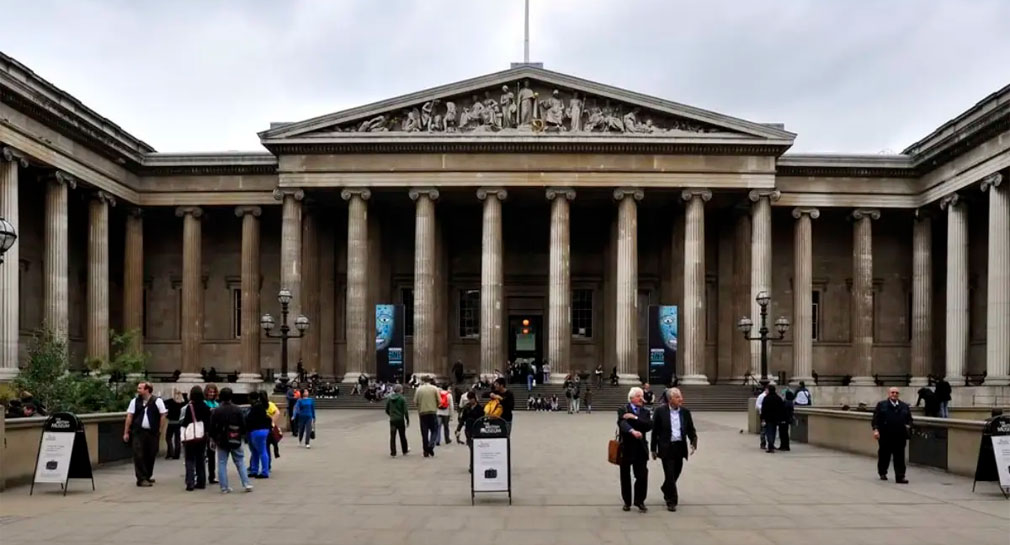 Apuñalan a hombre cerca del Museo Británico en Londres; hay un detenido