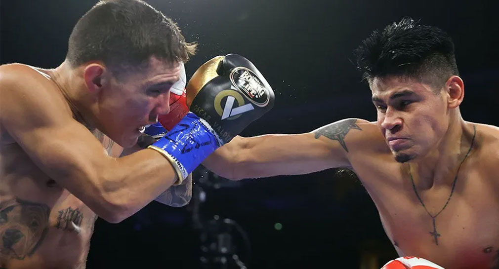 Cae Óscar Valdez ante Emanuel Navarrete, ‘Vaquero’ retiene título Superpluma