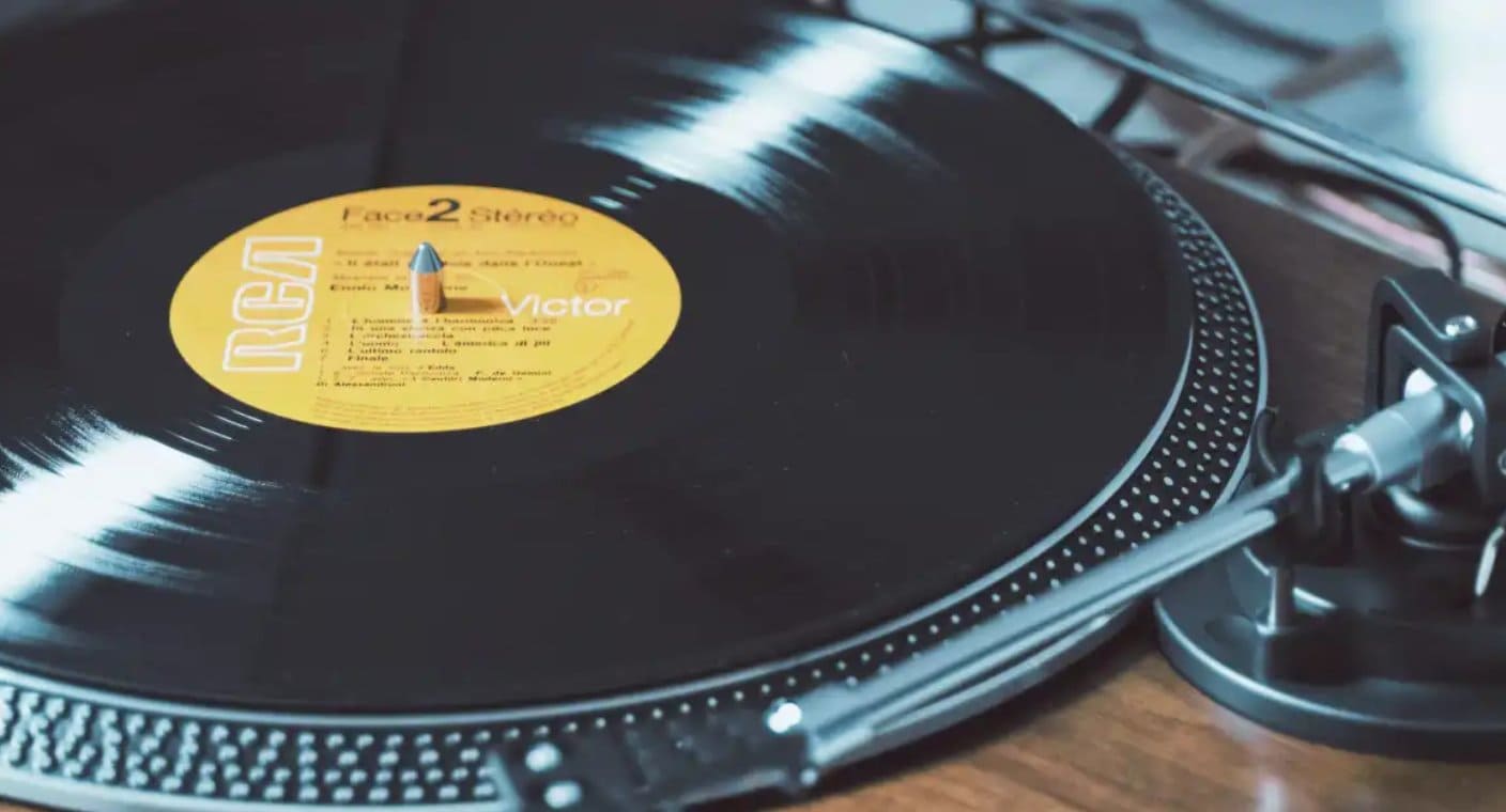 Discográficas demandan a Internet Archive por digitalizar discos antiguos para preservarlos