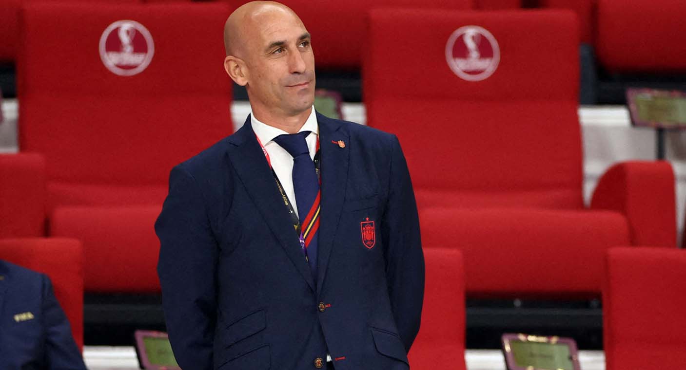 FIFA suspende a Luis Rubiales de toda actividad de futbol a nivel nacional e internacional