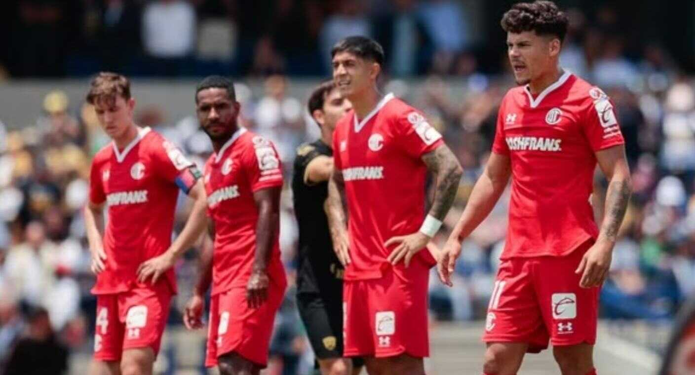 Napoli prepara oferta millonaria para reemplazar a Chuky Lozano; busca jugador de la Liga MX