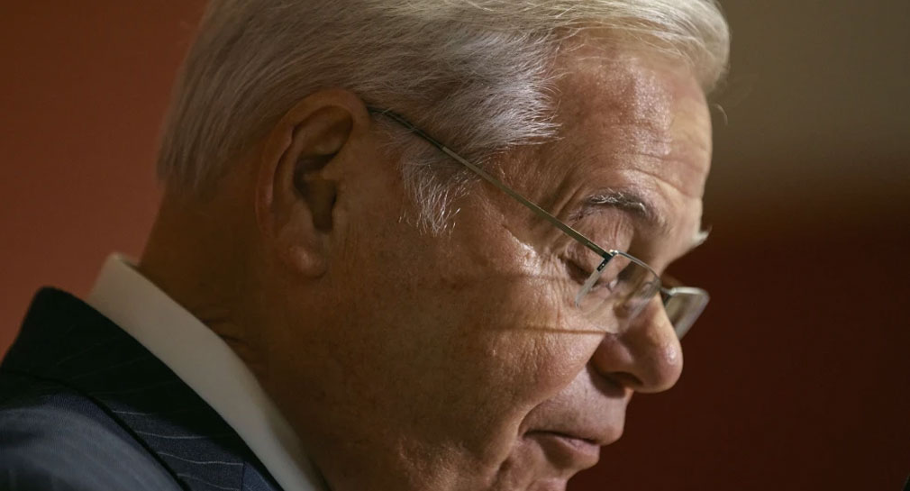 Senador demócrata Bob Menendez rechaza acusaciones de corrupción