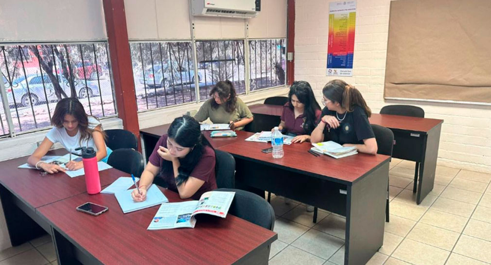 Inicia Normal Superior de Hermosillo cursos de inglés para menores de 10 a 17 años
