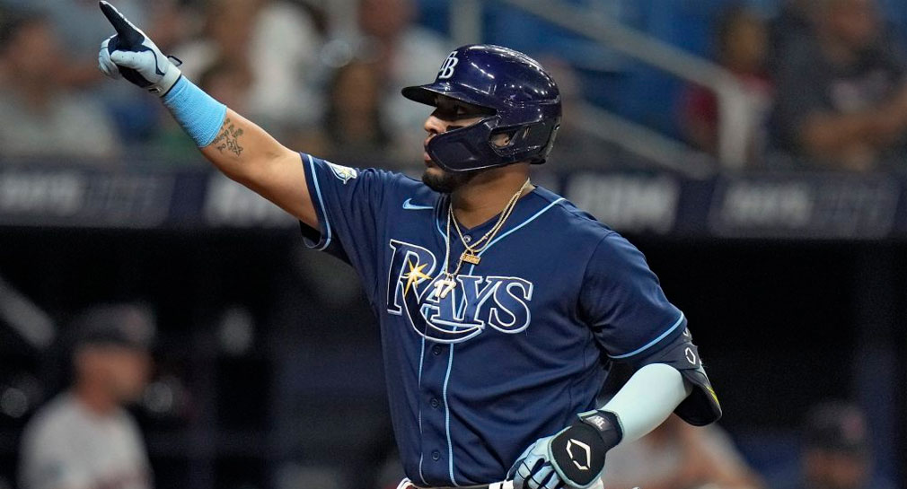 Nominan al hermosillense Isaac Paredes al premio Silver Slugger a lo mejor de la temporada 2023 de la MLB